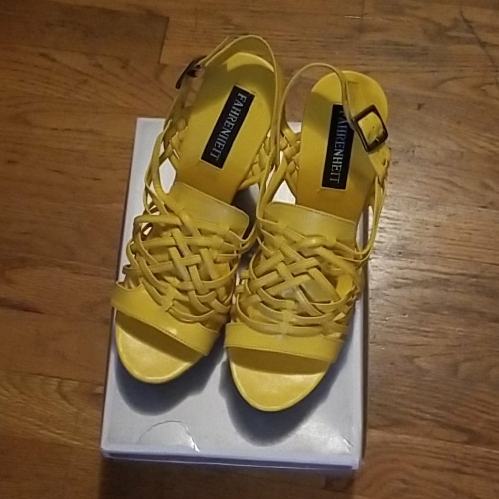 New High Wedge Sandals